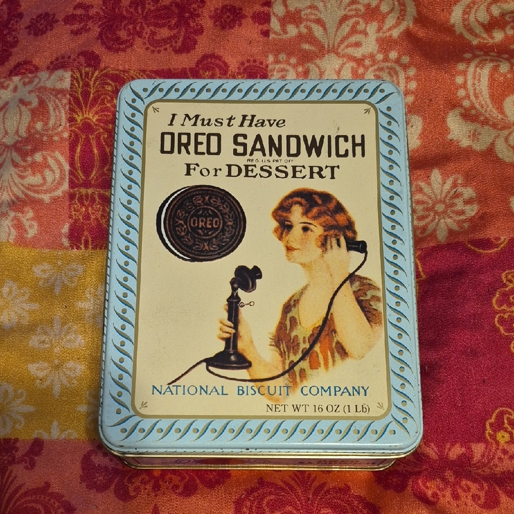 Vintage Oreo Sandwich Tin